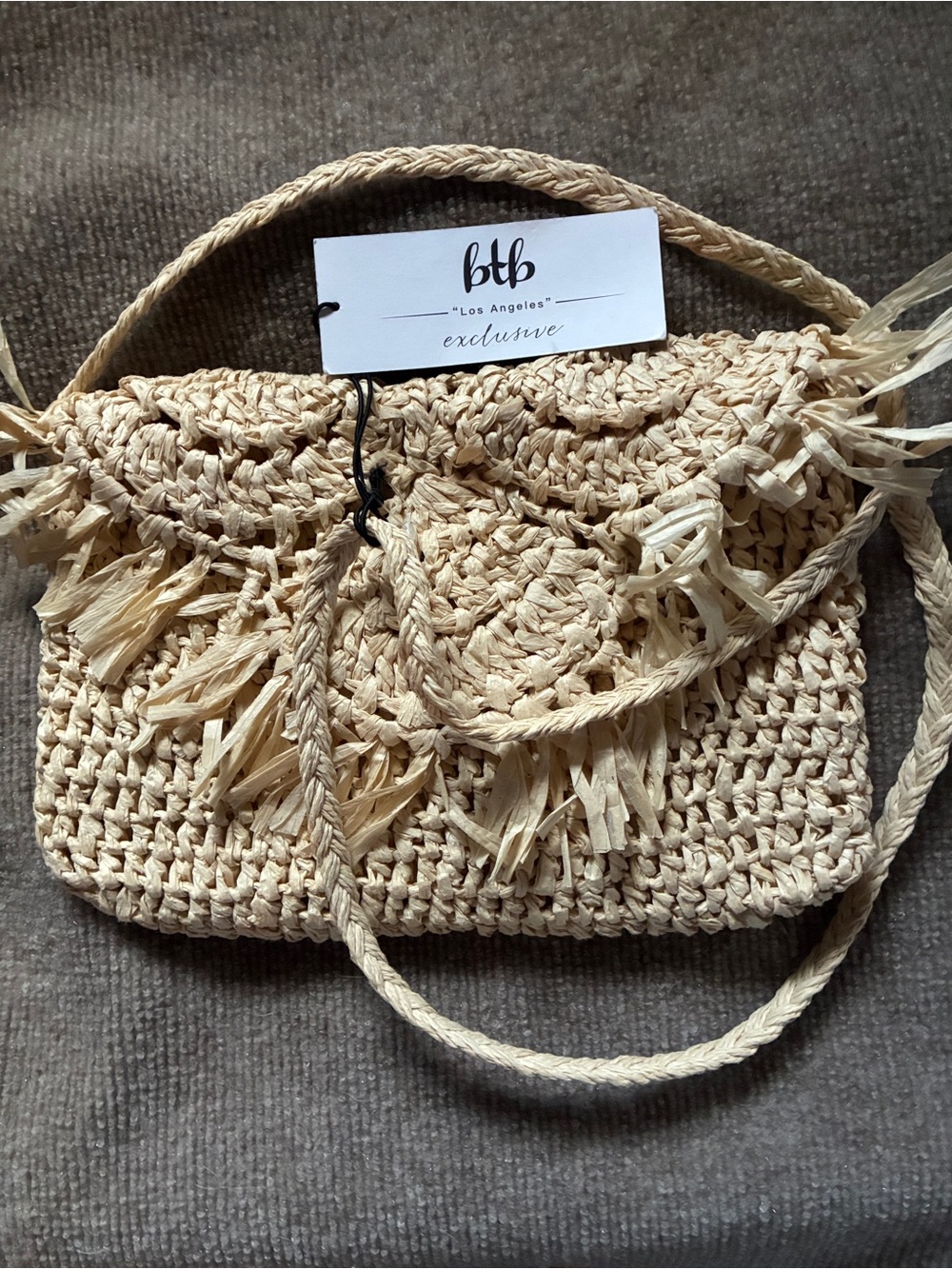 NWT BTB Los Angeles Straw Raffia Fringe Crossbody Bag – Nordstrom Exclusive